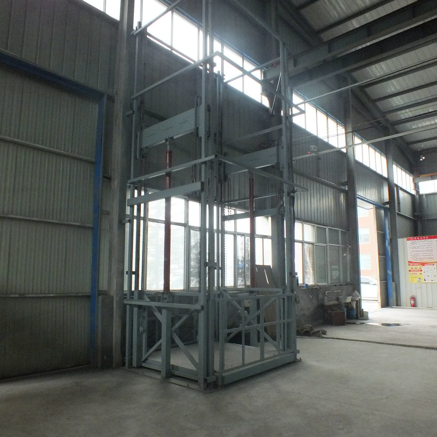 货梯导轨式升降机高空作业平台厂房用拉货电梯