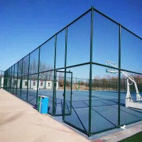 绍兴体育场地勾花网 篮球场围栏网 菱形护栏网生产安装
