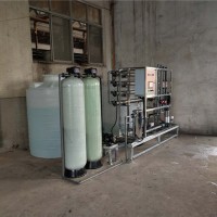 新伟水处理设备专业制作成套一级反渗透水处理设备