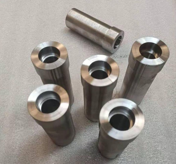 红打热墩钨钢模具，河北硬质合金模具生产厂家