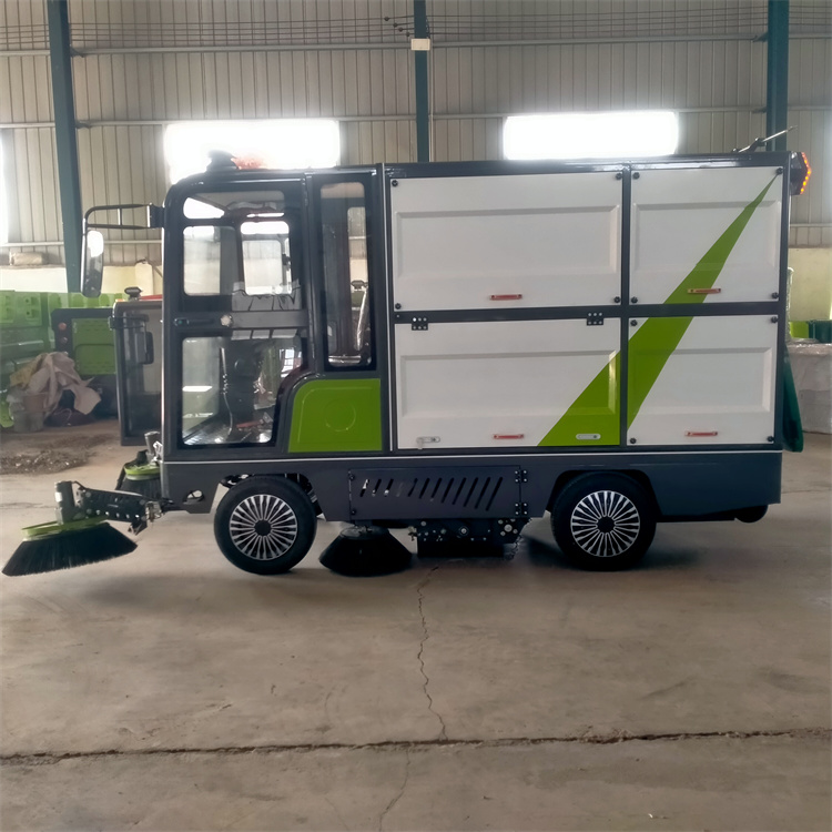 环保挂桶240升电动四轮扫地车山东厂家报价价格多少钱